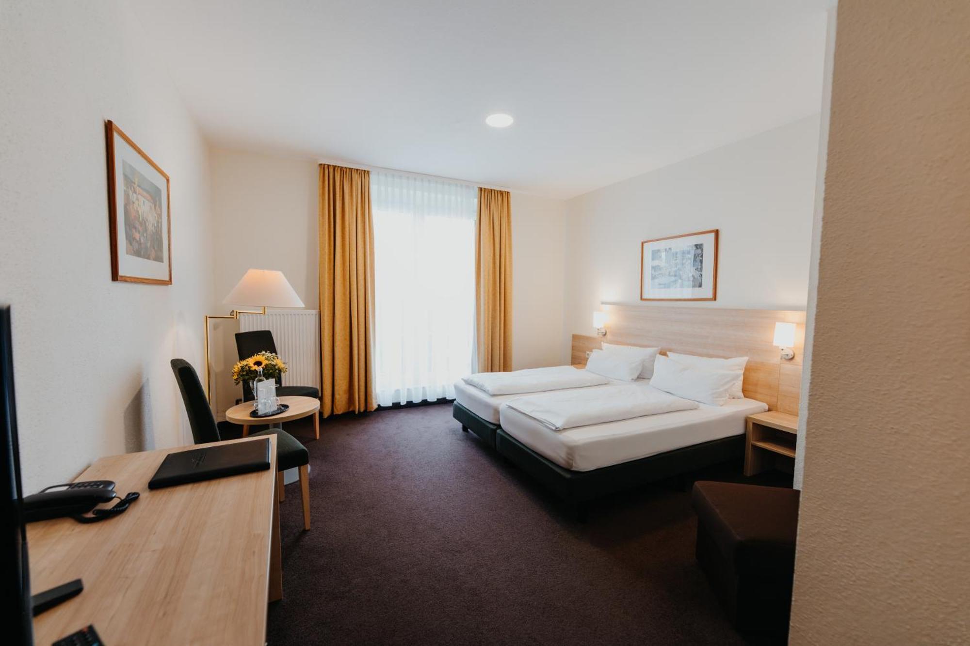 Sonnenhotel Hoher Hahn Schwarzenberg  Bagian luar foto