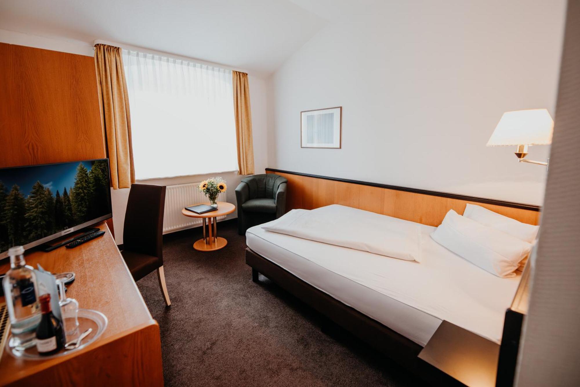 Sonnenhotel Hoher Hahn Schwarzenberg  Bagian luar foto